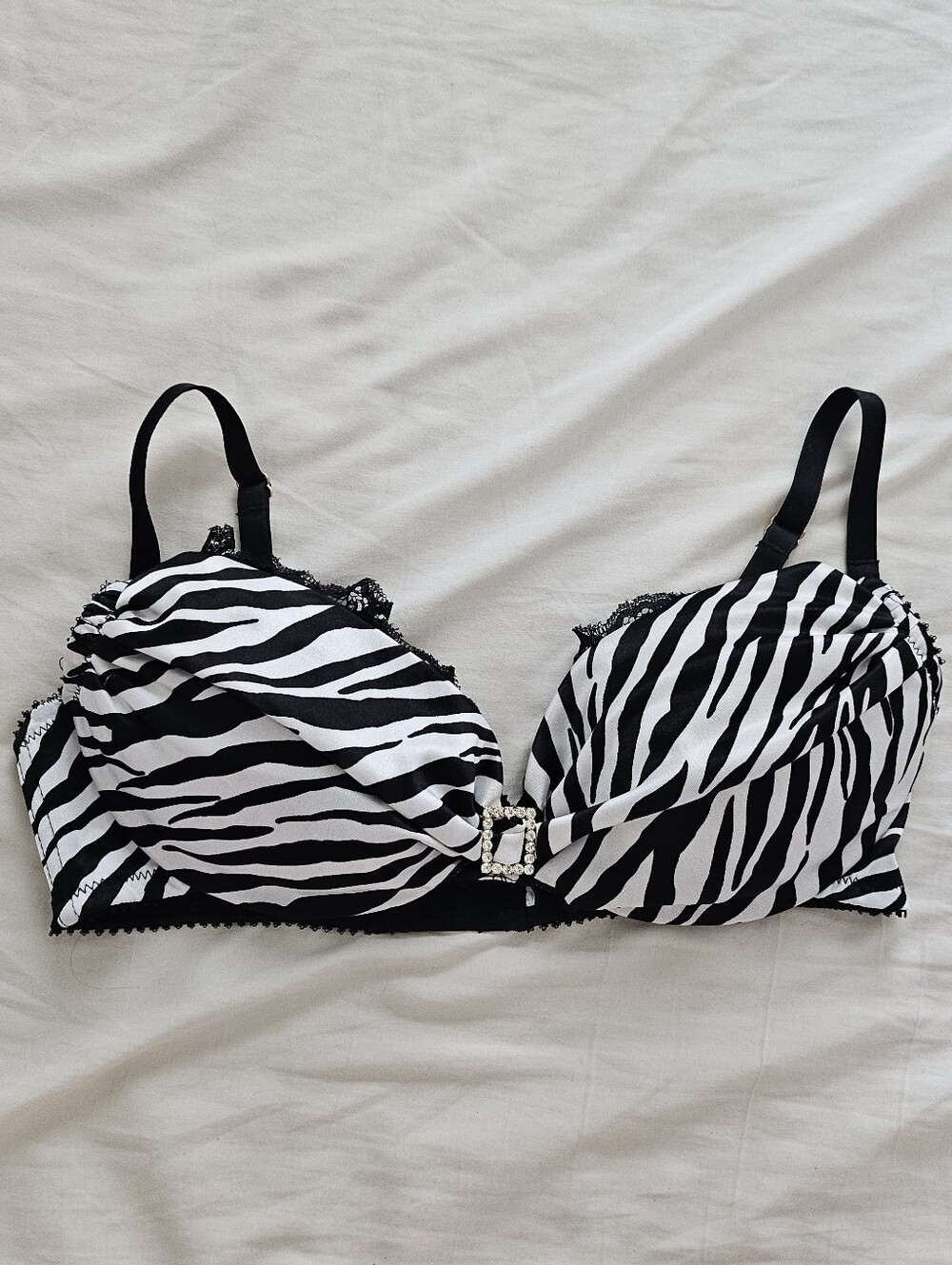 Aimerfeel Japan Gyaru Satin Zebra Bra With Rhinestone Buckle Lace Trim